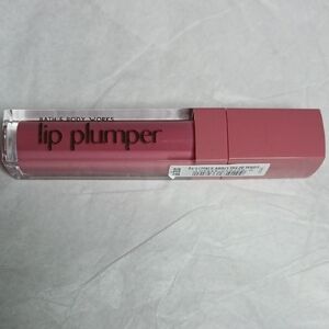 Bath & Body Works Lip Plumper - Coral Of The Story (Pink)